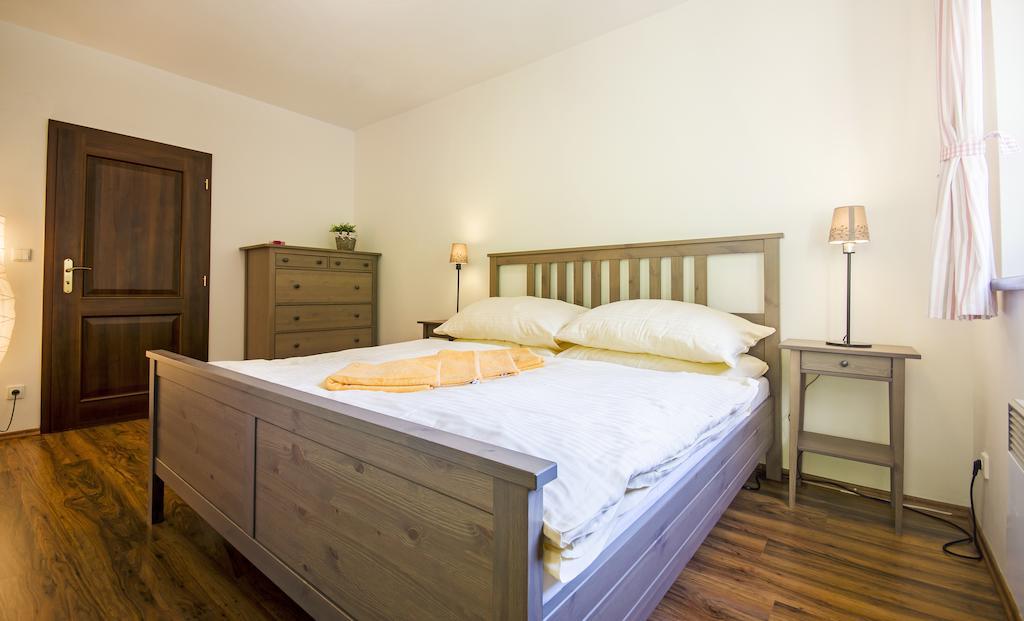 Apartment Barbora 7 รูชอมแบรอค ห้อง รูปภาพ